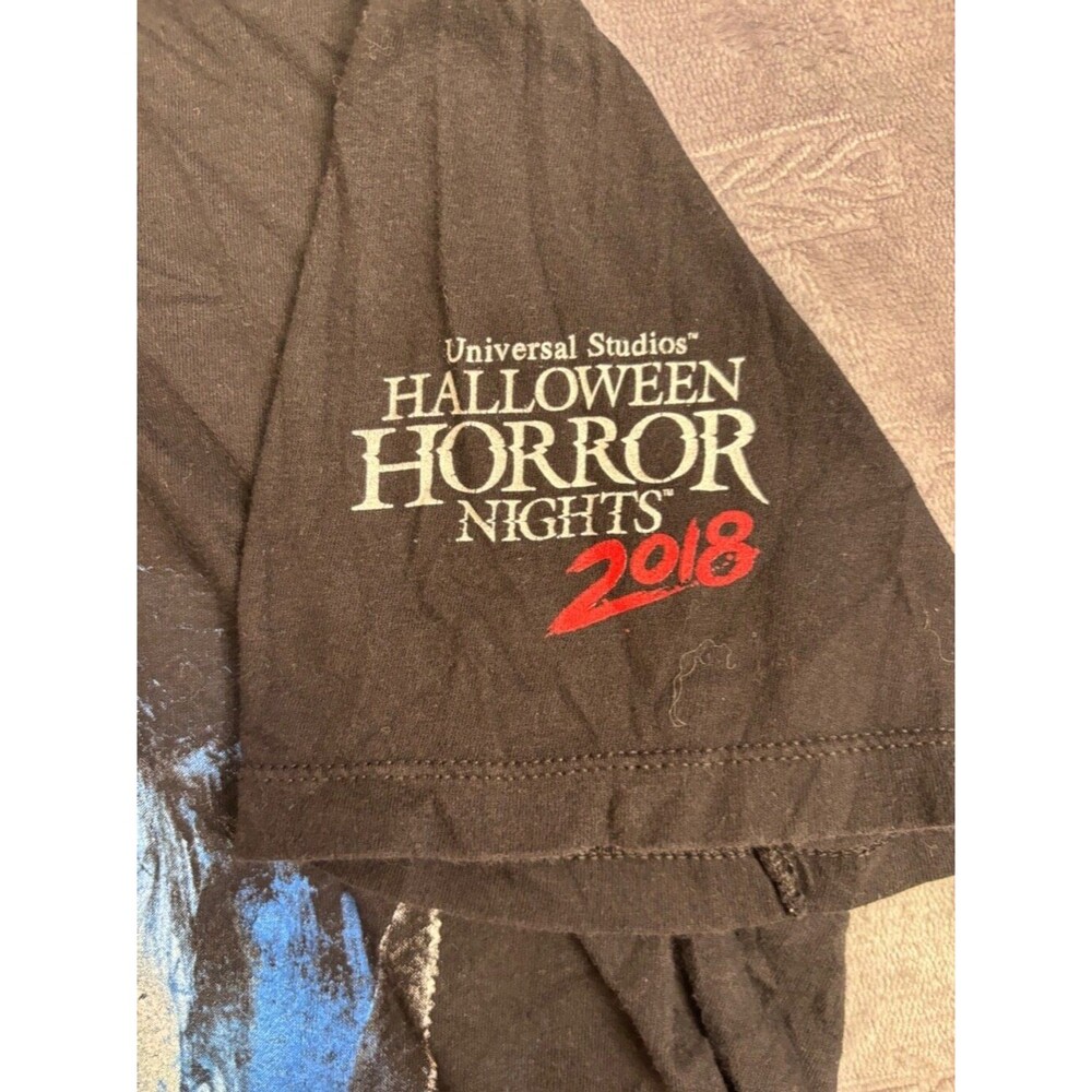 Halloween Horror Nights 2018 T-Shirt Black Red Men's Size M Chucky - Picture 7 of 9